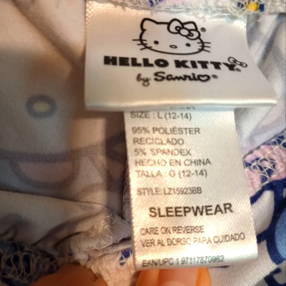 Hello Kitty Pajama Pants Size Large - Picture 4 of 4